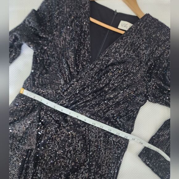 Eliza J sequin faux wrap dress festive new without tags - Picture 4 of 12